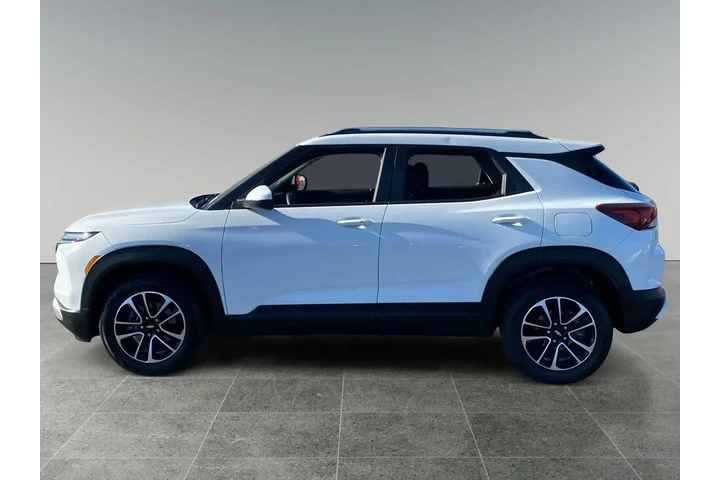 $26805 : Chevrolet Trailblazer 2024 4 image 2