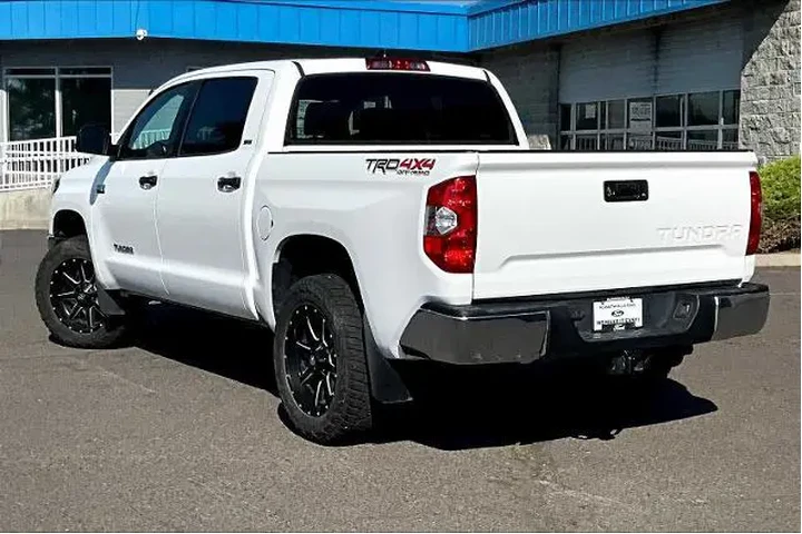 $45495 : Toyota Tundra 2020 4x4 SR5 4 image 4