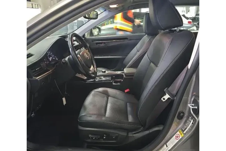 $19800 : Lexus ES 350 2015 4dr Sedan image 6