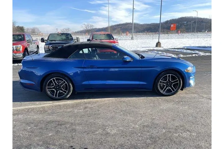 $18988 : Ford Mustang 2018 EcoBoost P image 8