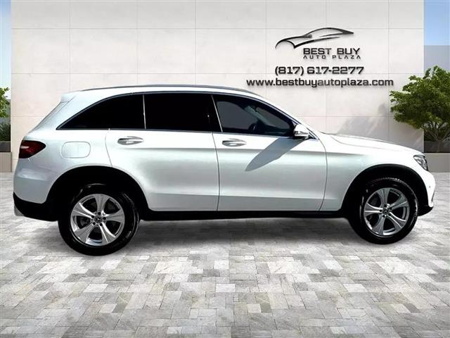 $21995 : 2018 MERCEDES-BENZ GLC GLC 30 image 9