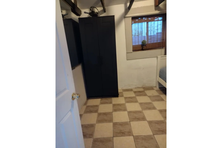$800 : Cuarto for Rent image 6