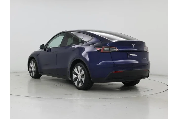 $31998 : Tesla Model Y 2022 AWD Long image 2