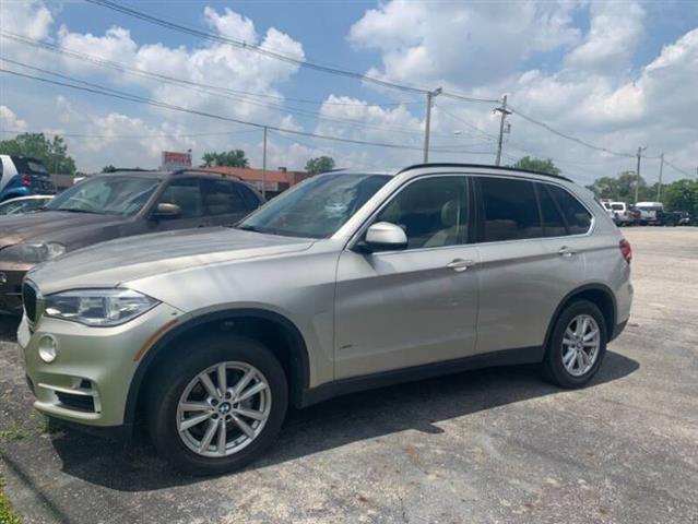 2015 BMW X5 xDrive35i image 2