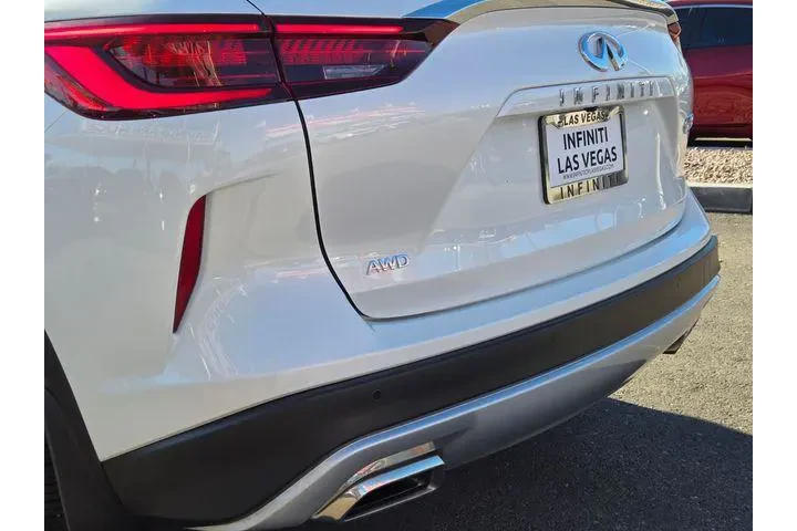 $39888 : INFINITI QX50 2025 AWD Luxe image 9