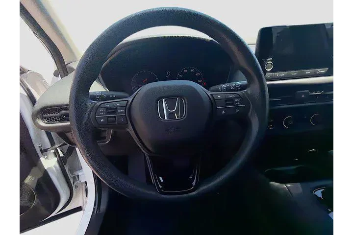 $20374 : Honda HR-V 2023 LX 4dr Cross image 8