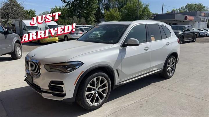 $44985 : 2023 BMW X5 xDrive40i image 2