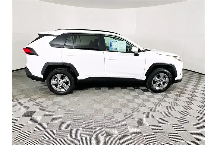 $26500 : Toyota RAV4 2024 XLE 4dr SUV image 8