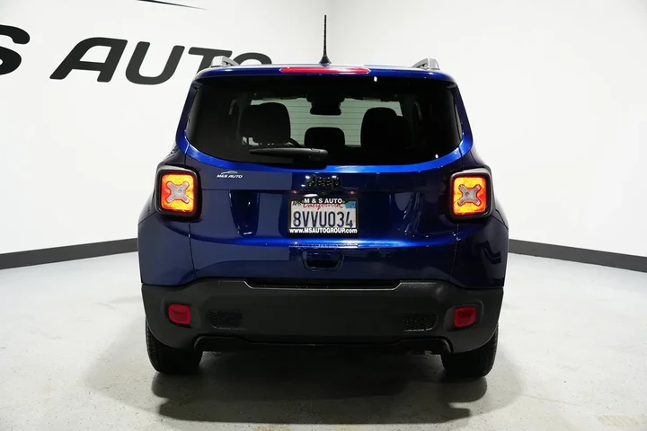 $15828 : 2020 Renegade image 7