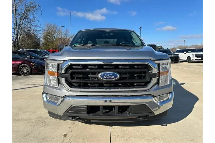 $35995 : Ford F-150 2022 4x4 XLT 4dr image 2