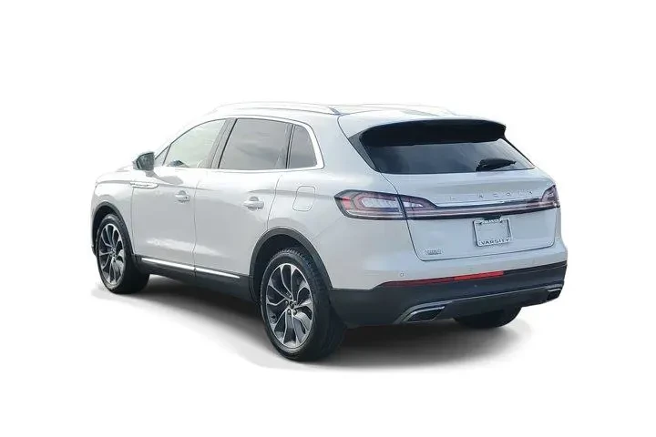 $39995 : Lincoln Nautilus 2022 AWD Re image 4