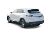 $39995 : Lincoln Nautilus 2022 AWD Re thumbnail