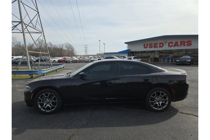 2017 Charger SXT AWD image 2