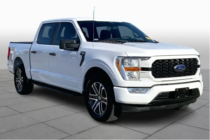 $31687 : Ford F-150 2022 4x2 XL 4dr S image 2