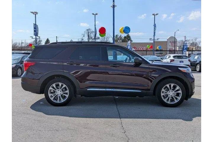 $30371 : Ford Explorer 2022 AWD XLT 4 image 3