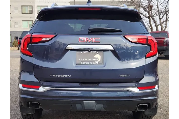 $17952 : 2019 GMC Terrain Denali image 8