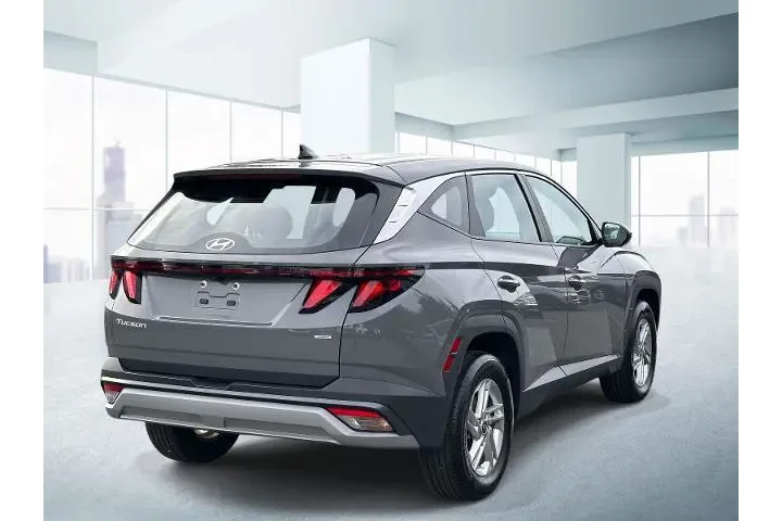 $28999 : Hyundai TUCSON 2025 AWD SE 4 image 4