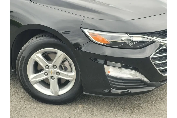 $16000 : Chevrolet Malibu 2022 LT 4dr image 9