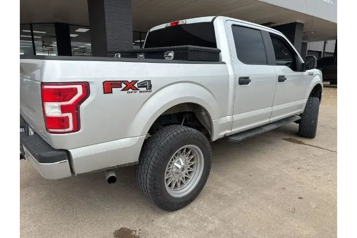 $18833 : Ford F-150 2019 4x4 XL 4dr S image 8