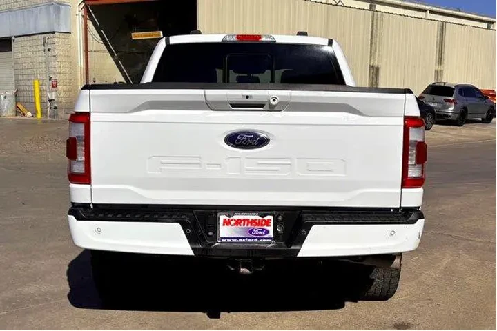 $32977 : Ford F-150 2022 4x4 Lariat 4 image 8