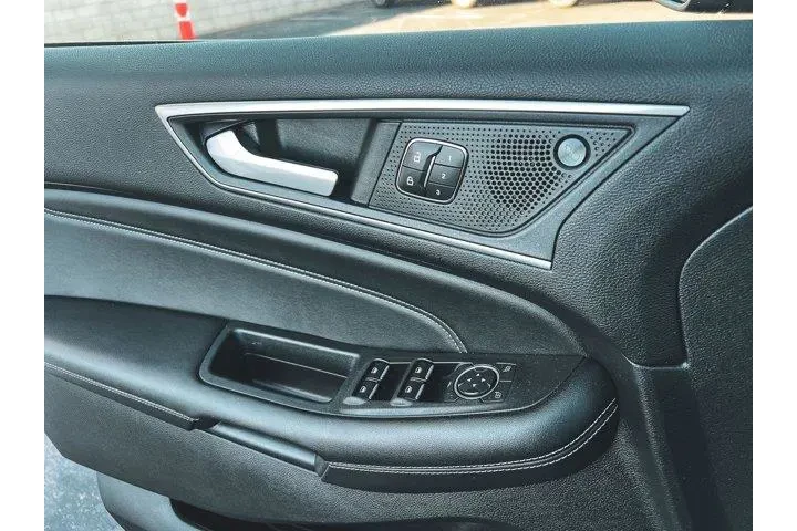 $20997 : Ford Edge 2022 AWD Titanium image 9