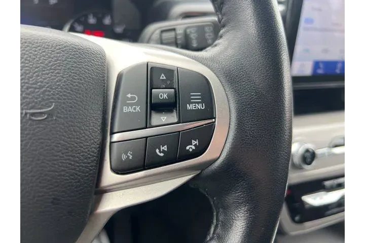 $29999 : Ford Explorer 2022 AWD XLT 4 image 10