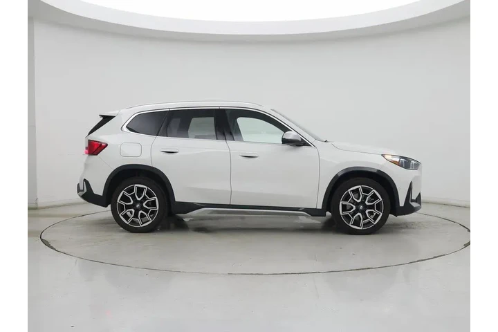 $33998 : BMW X1 2023 AWD xDrive28i 4d image 7