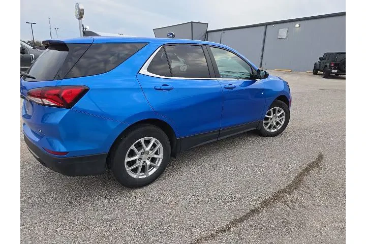 $20983 : Chevrolet Equinox 2024 LT 4d image 9