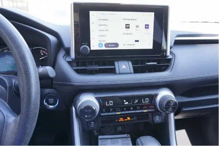 $31888 : Toyota RAV4 2023 XLE 4dr SUV image 8