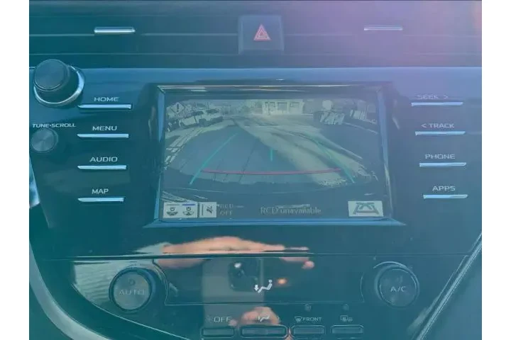 2019 TOYOTA CAMRY2019 TOYOTA image 9