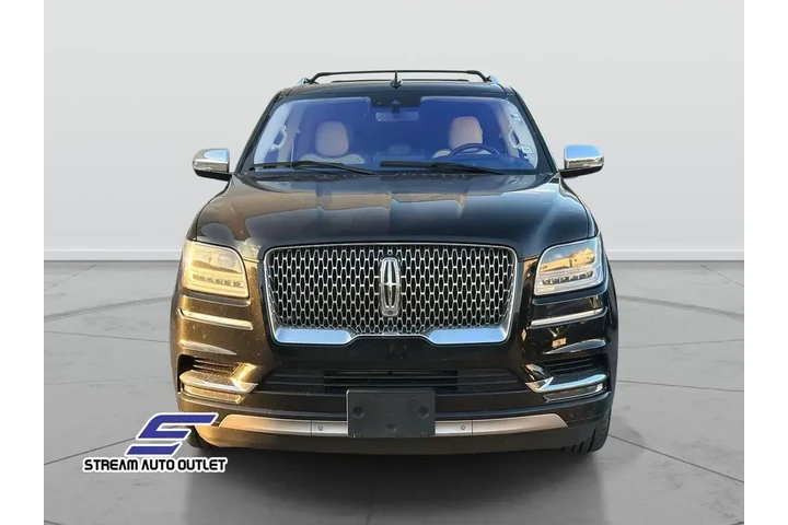 $37790 : Lincoln Navigator 2021 4x4 B image 2