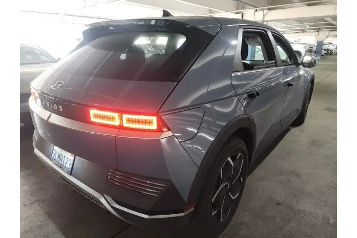 $24695 : Hyundai IONIQ 5 2024 SEL 4dr image 2