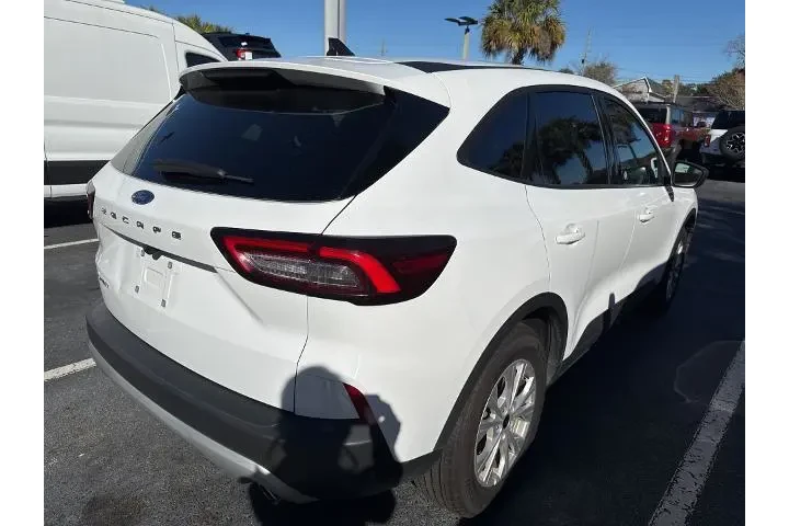 $21992 : Ford Escape 2025 Active 4dr image 3