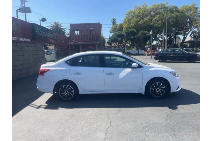 $9995 : 2019 Sentra S image 5