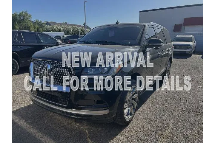 $17995 : Lincoln Navigator 2022 4x2 R image 1