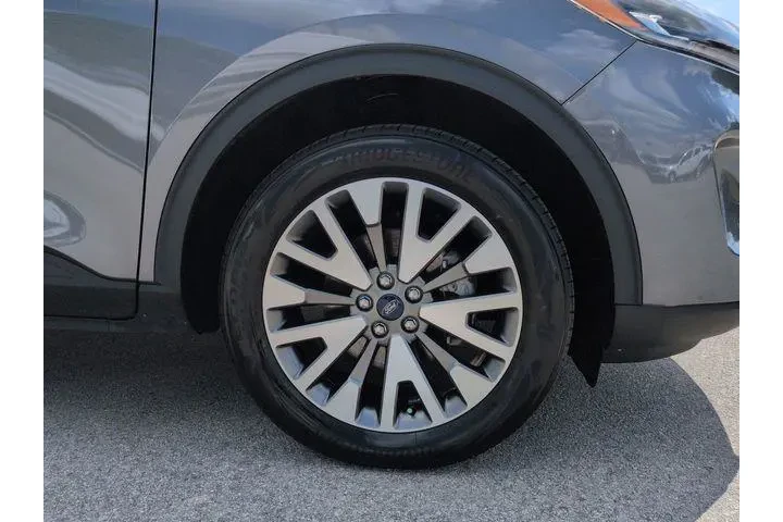 $23820 : Ford Escape 2022 AWD Titaniu image 10