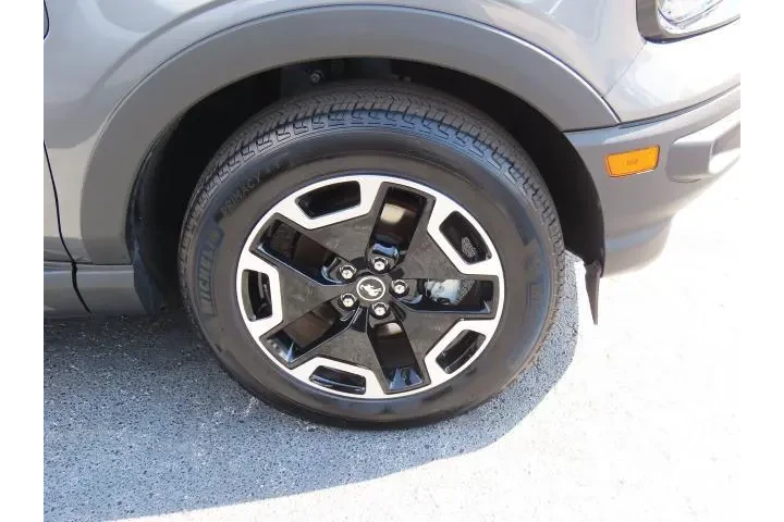 $29999 : Ford Bronco Sport 2024 AWD O image 9