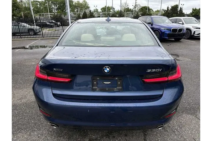 $31943 : BMW 3 Series 2022 AWD 330i x image 1