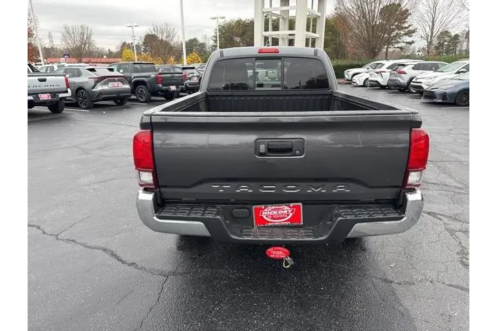 $26769 : Toyota Tacoma 2023 4x2 SR 4d image 7