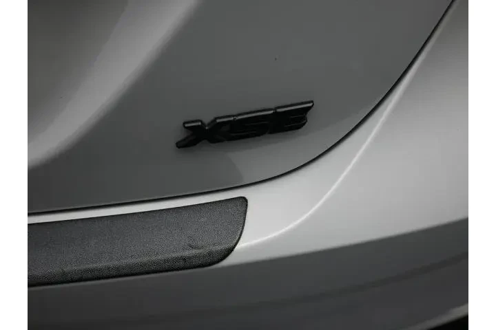 $20995 : Toyota Camry 2023 XSE 4dr Se image 5