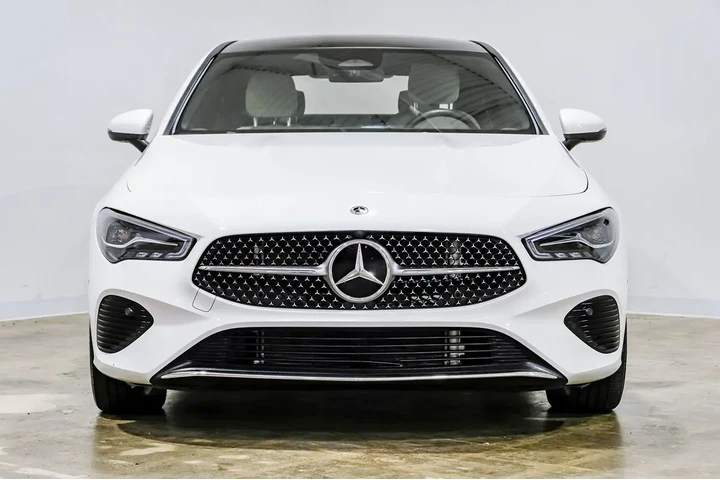 $37990 : 2025 CLA 250 4MATIC Coupe image 7