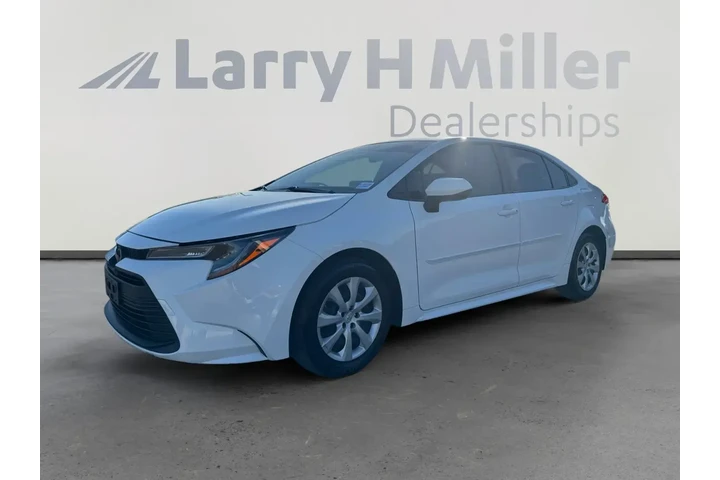 $21830 : Toyota Corolla 2024 LE 4dr S image 1