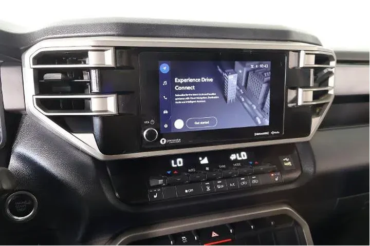 $39289 : Toyota Tundra 2024 4x4 SR5 4 image 5