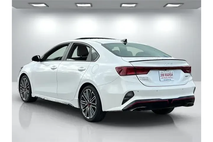 $17580 : Kia Forte 2023 GT 4dr Sedan image 3
