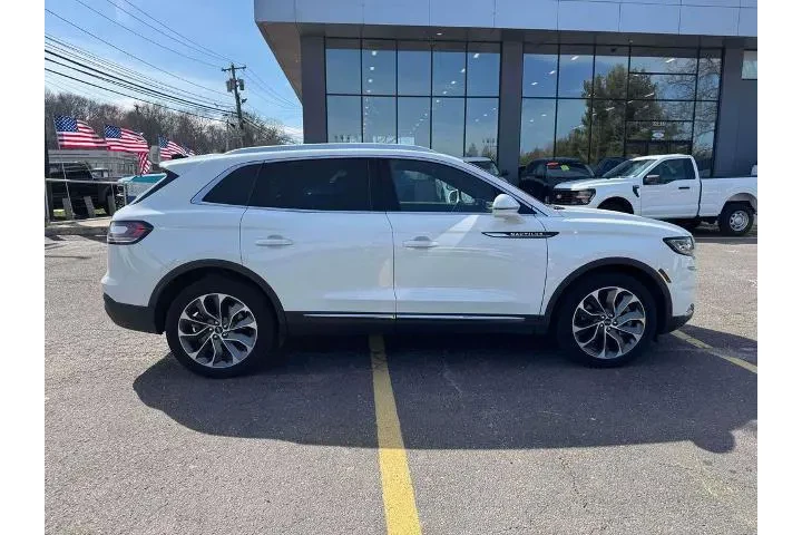 $36952 : Lincoln Nautilus 2023 AWD Re image 8