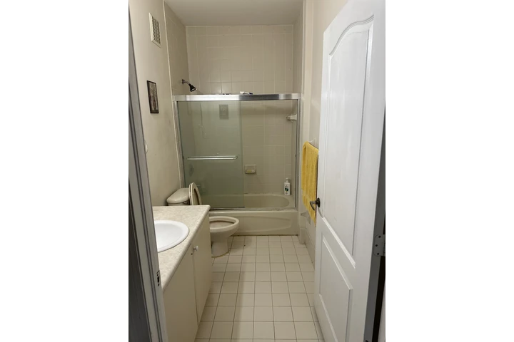 $1000 : RENTO HABITACIÓN image 6