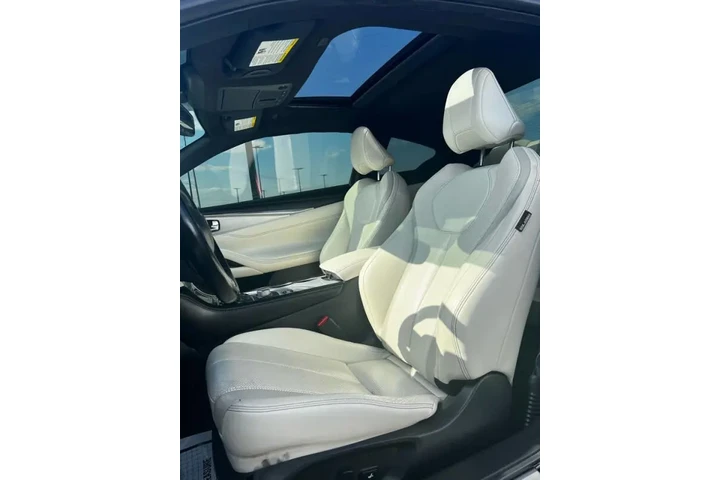 $26950 : 2018 Q60 Red Sport 400 image 9