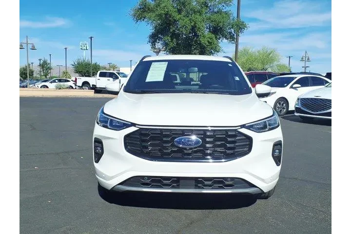 $29112 : Ford Escape 2024 AWD ST-Line image 2