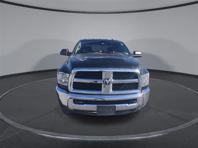 PRE-OWNED 2018 RAM 2500 TRADE image 3