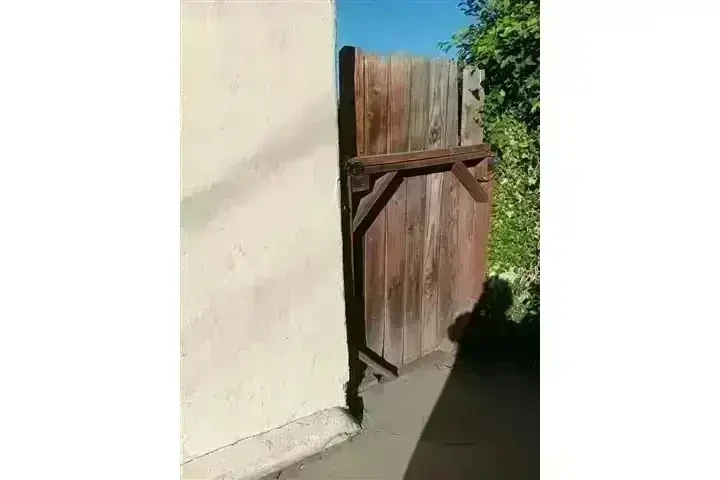 ÁREA DE POMONA Y FONTANA image 3